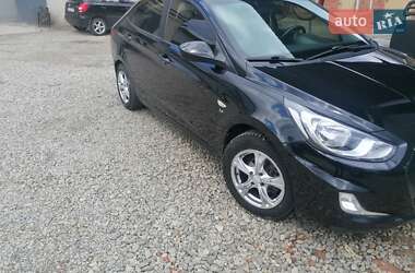 Седан Hyundai Accent 2012 в 