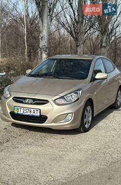 Седан Hyundai Accent 2011 в 