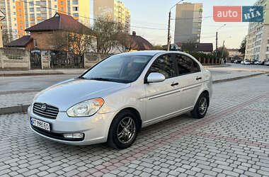 Hyundai Accent 2009
