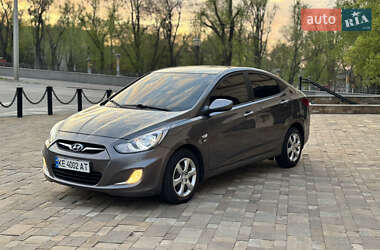 Hyundai Accent 2013 Hyundai Accent 2013