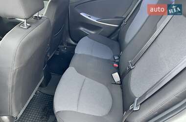 Седан Hyundai Accent 2013 в 