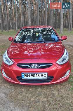 Hyundai Accent 2013