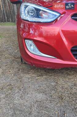 Седан Hyundai Accent 2013 в 