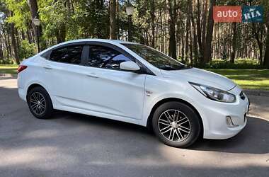Седан Hyundai Accent 2012 в 