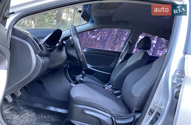 Седан Hyundai Accent 2011 в 