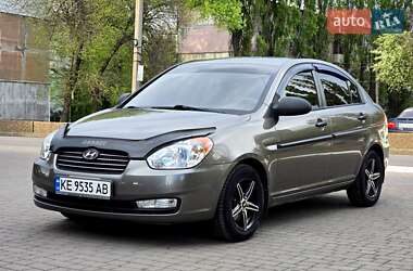 Седан Hyundai Accent 2010 в 