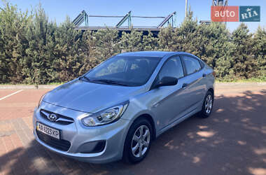Hyundai Accent 2011 Hyundai Accent 2011