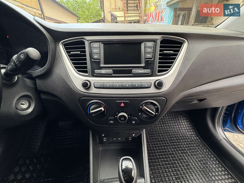 Седан Hyundai Accent 2017 в Харькове
