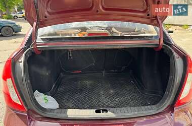 Седан Hyundai Accent 2010 в 