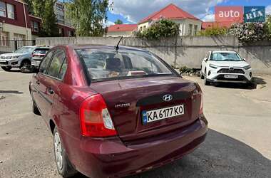 Седан Hyundai Accent 2010 в 