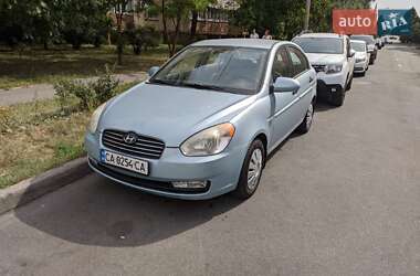 Седан Hyundai Accent 2009 в Вишневом