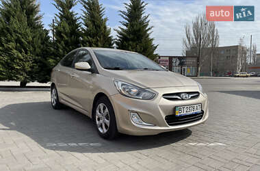 Седан Hyundai Accent 2011 в Николаеве