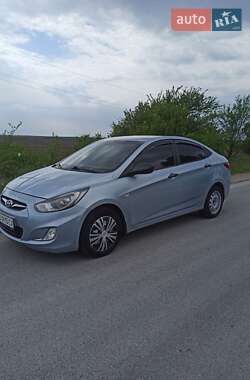 Седан Hyundai Accent 2011 в 