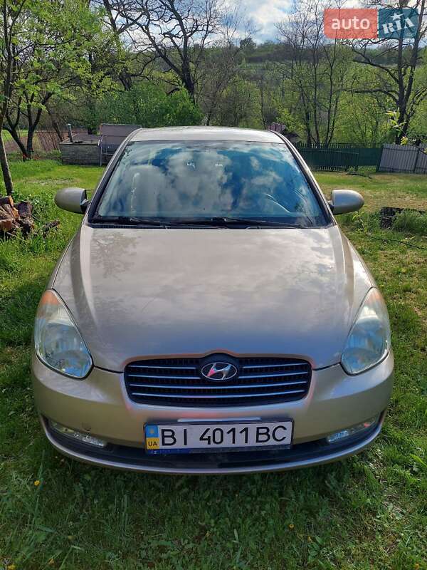 Седан Hyundai Accent 2008 в Полтаве