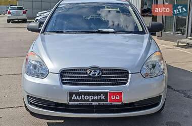 Седан Hyundai Accent 2010 в 