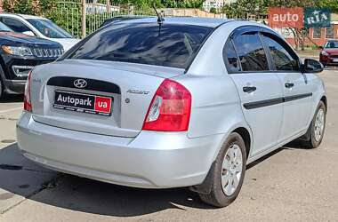 Седан Hyundai Accent 2010 в 