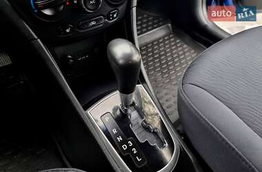 Седан Hyundai Accent 2011 в 