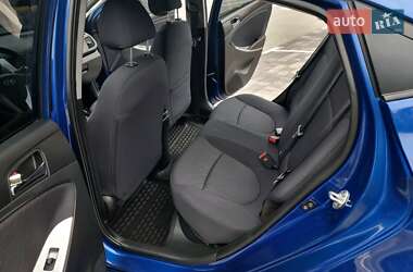 Седан Hyundai Accent 2011 в 
