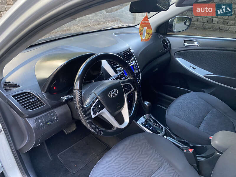 Седан Hyundai Accent 2012 в Харькове