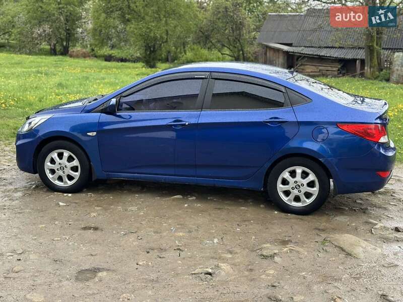 Седан Hyundai Accent 2011 в Косове фото 15 Седан Hyundai Accent 2011 в Косове