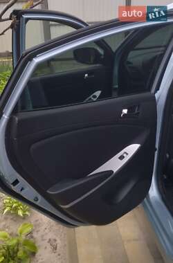 Седан Hyundai Accent 2011 в 