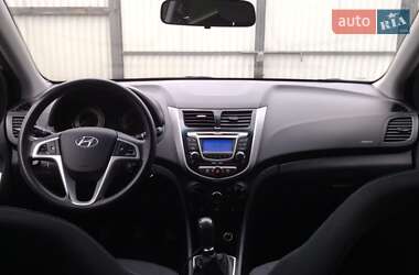 Седан Hyundai Accent 2011 в 
