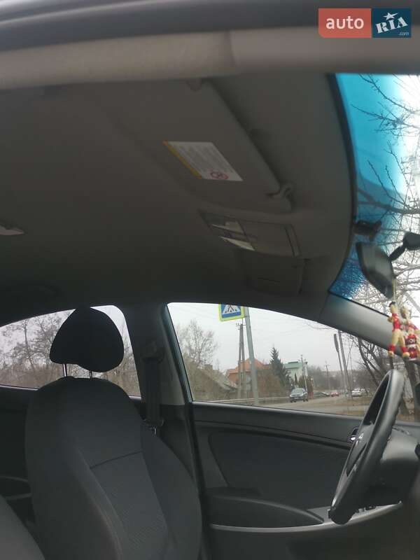 Седан Hyundai Accent 2012 в Києві фото 2 Седан Hyundai Accent 2012 в Києві