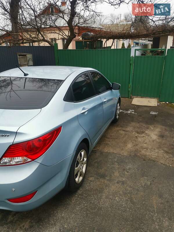 Седан Hyundai Accent 2012 в Києві фото 9 Седан Hyundai Accent 2012 в Києві