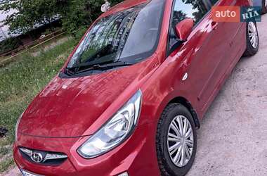 Седан Hyundai Accent 2011 в Дніпрі