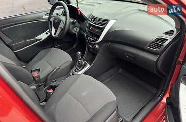 Седан Hyundai Accent 2011 в 