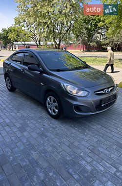 Седан Hyundai Accent 2012 в 