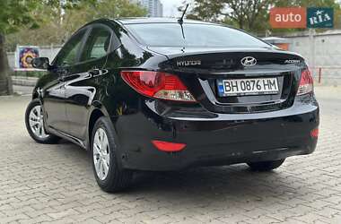 Седан Hyundai Accent 2012 в 