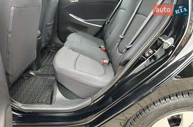 Седан Hyundai Accent 2012 в 