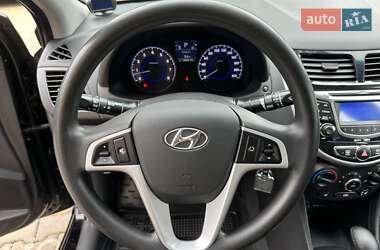 Седан Hyundai Accent 2012 в 