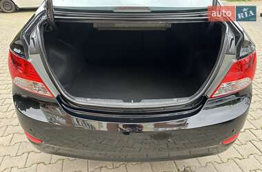 Седан Hyundai Accent 2012 в 