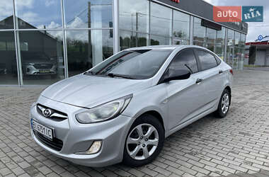 Седан Hyundai Accent 2013 в Полтаве