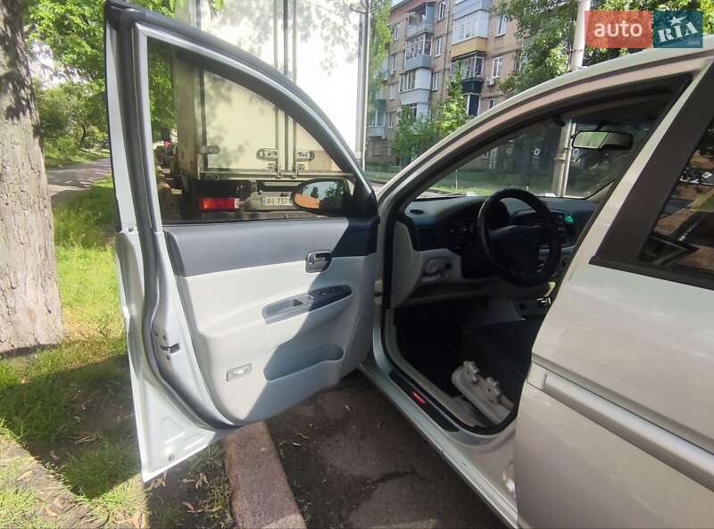 Седан Hyundai Accent 2008 в Киеве