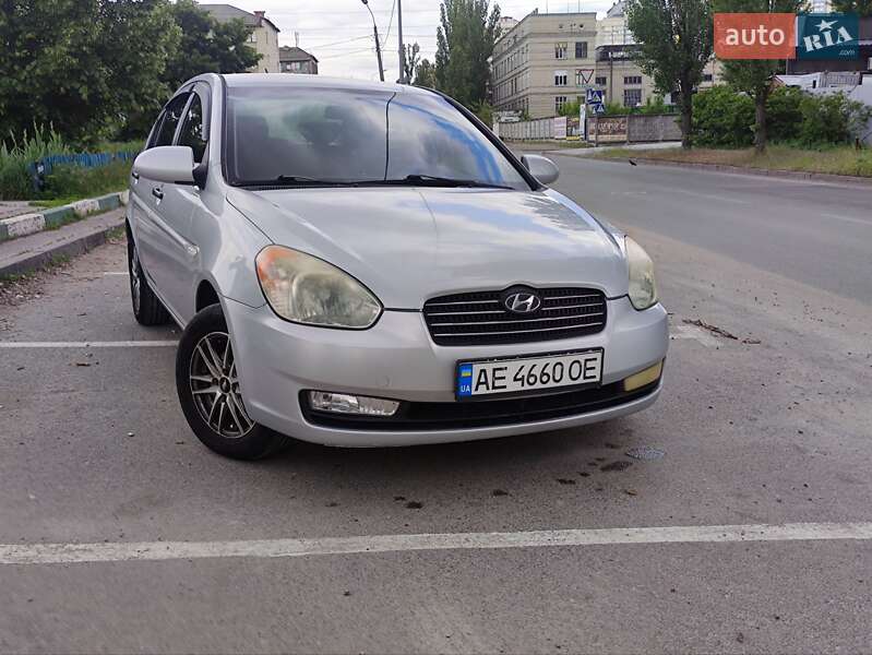 Седан Hyundai Accent 2008 в Киеве