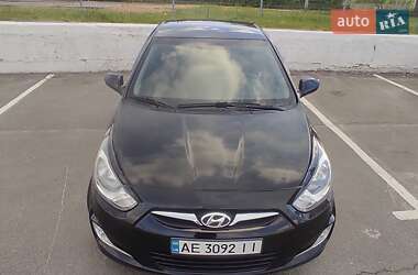 Седан Hyundai Accent 2011 в 
