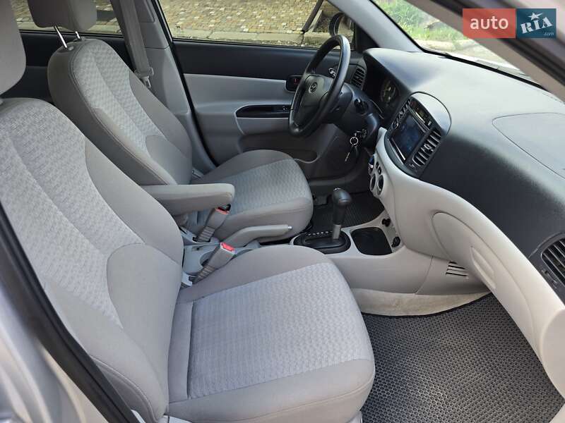 Седан Hyundai Accent 2008 в Запоріжжі