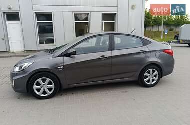 Hyundai Accent 2011 Hyundai Accent 2011