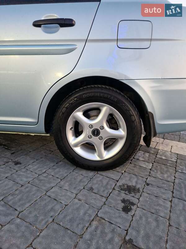 Седан Hyundai Accent 2008 в Новояворівську