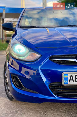 Hyundai Accent 2011 Hyundai Accent 2011