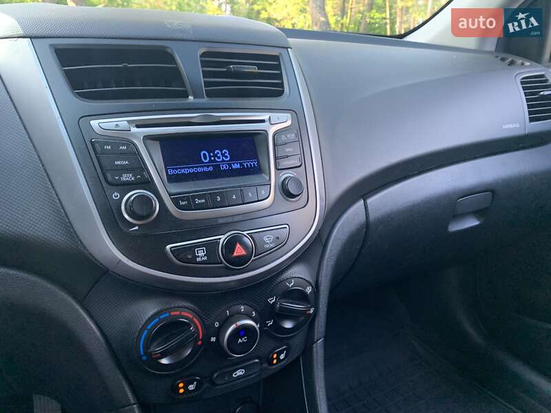 Седан Hyundai Accent 2016 в Киеве
