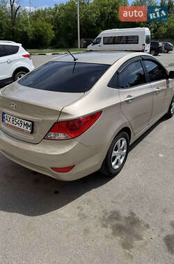 Седан Hyundai Accent 2011 в 