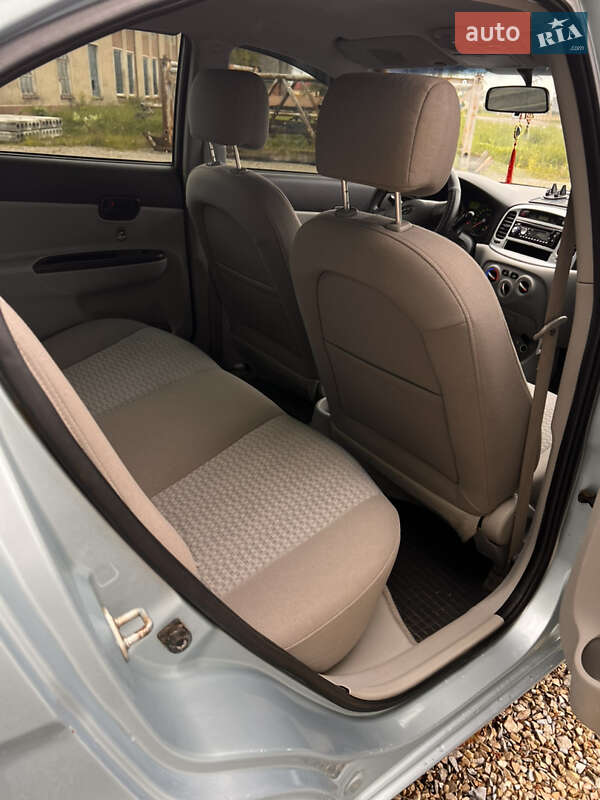 Седан Hyundai Accent 2008 в Надворной