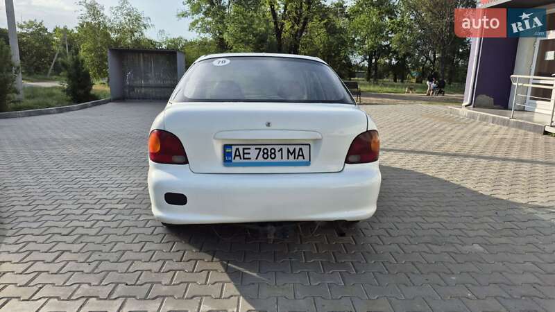 Ліфтбек Hyundai Accent 1996 в Кам'янському