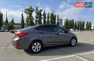 Седан Hyundai Accent 2016 в 