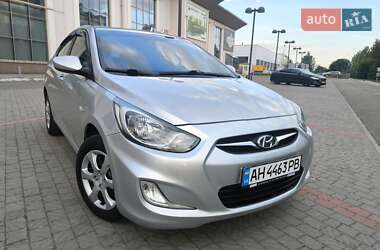 Седан Hyundai Accent 2011 в 