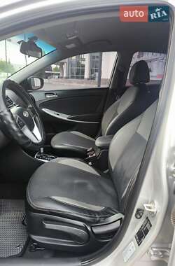 Седан Hyundai Accent 2011 в 